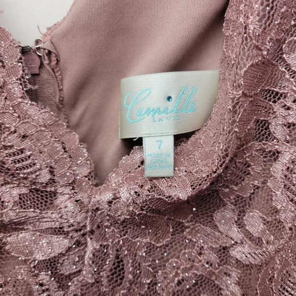 Camille La Vie 2-Piece Floral and Lace Elegant Shimmer Dress | Size 7 - Picture 8 of 13